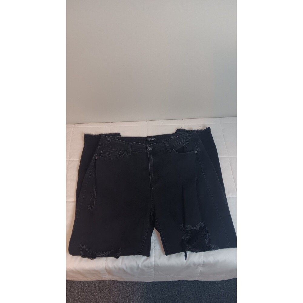 Judy Blue Boyfriend Fit Jeans Sz 32" Black Distressed
